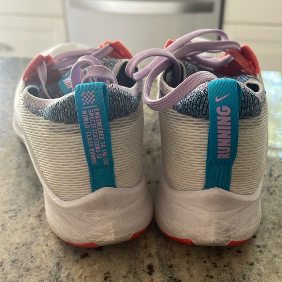 Nike Zoom Fly 4 - Picture 2 of 6
